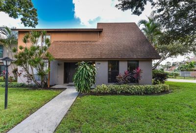 401 Sandtree Drive Palm Beach Gardens FL 33403