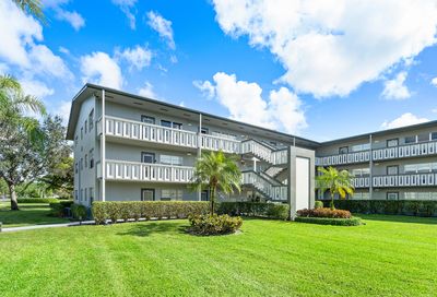 142 Suffolk D Boca Raton FL 33434