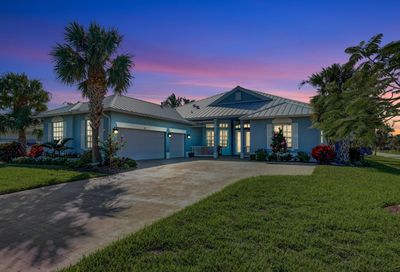 135 NW Madison Court Port Saint Lucie FL 34986