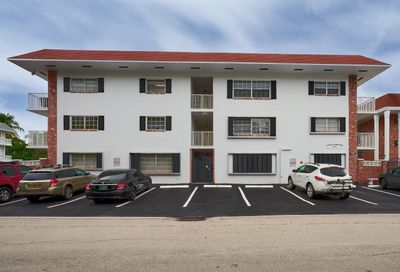 2424 NE 9th Street Fort Lauderdale FL 33304