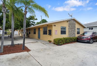 1025 S F Street Lake Worth FL 33460