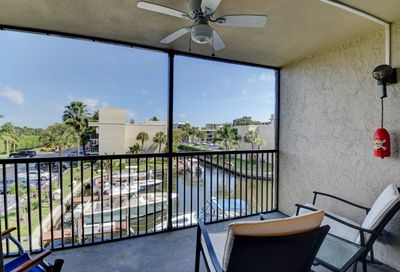 17 Royal Palm Way Boca Raton FL 33432