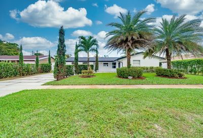 4812 NW 6th Court Plantation FL 33317