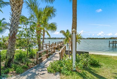 242 Golfview Drive Tequesta FL 33469