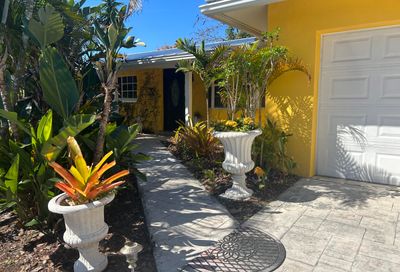 12043 Dolphin Drive Palm Beach Gardens FL 33410