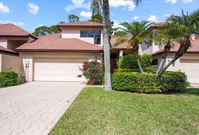 1121 Sand Drift Way West Palm Beach FL 33411