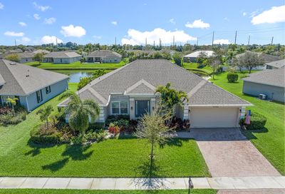 1282 Scarlet Oak Circle Vero Beach FL 32966