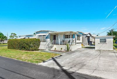 8970 Palm Street Boynton Beach FL 33436