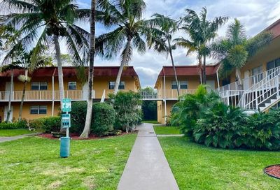 200 Croton Avenue Lantana FL 33462