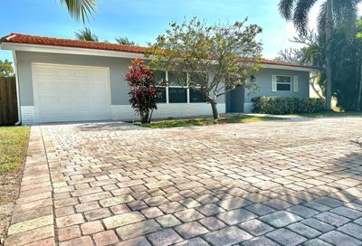 2100 NE 29th Street Lighthouse Point FL 33064