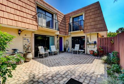 1420 Augusta Circle Delray Beach FL 33445