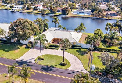 8200 W Lake Drive Lake Clarke Shores FL 33406