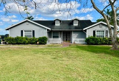 117 NE 7th Street Belle Glade FL 33430