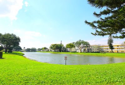 176 Dorset E Boca Raton FL 33434