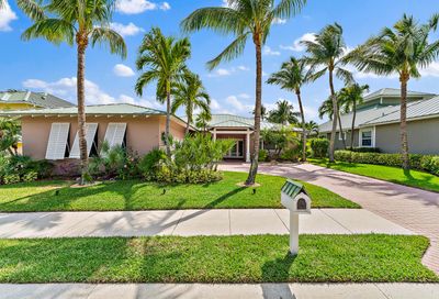 28 Coconut Lane Tequesta FL 33469