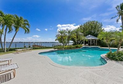 2916 Washington Road West Palm Beach FL 33405