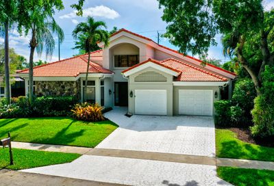 4798 NW 25th Way Boca Raton FL 33434