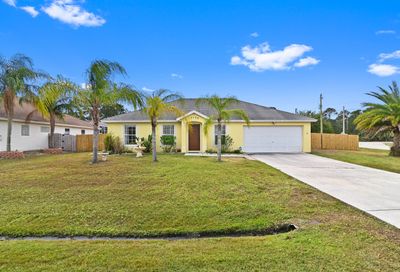 5530 NW Downs Street Port Saint Lucie FL 34986