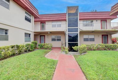 584 W Saxony M W Delray Beach FL 33484