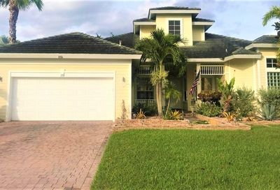 104 NW Rockbridge Court Port Saint Lucie FL 34986
