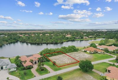 1004 SW Squire Johns Ln Lane Palm City FL 34990