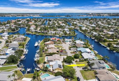 1749 SW Coxswain Place Palm City FL 34990
