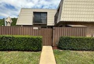 5220 52nd Way West Palm Beach FL 33409