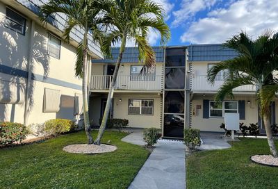 565 Brittany Delray Beach FL 33446