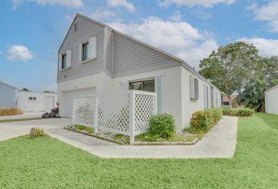 58 Hastings Lane Boynton Beach FL 33426
