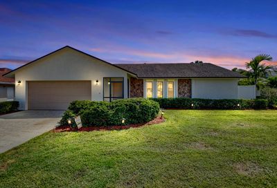 4192 Woods End Road Boca Raton FL 33487