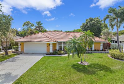 9 Bentwood Road Palm Beach Gardens FL 33418