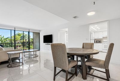 6875 Willow Wood Dr Boca Raton FL 33434