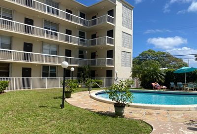 1131 SE 4th Street Boynton Beach FL 33435
