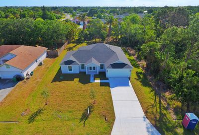 2255 SE Lucaya Street Port Saint Lucie FL 34952
