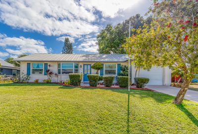 3541 SW Voyager Street Port Saint Lucie FL 34953