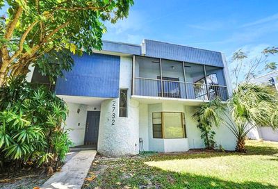 2732 S University Drive Davie FL 33328