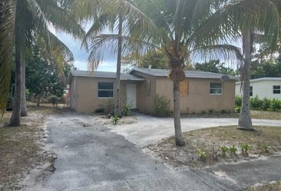 2400 NW 2nd Street Boynton Beach FL 33435