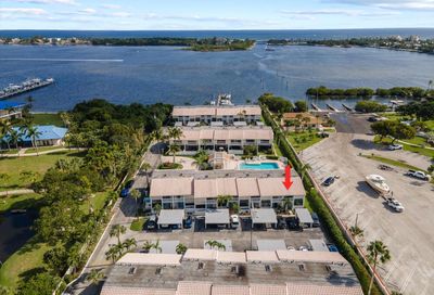 700 NE 20th Lane Boynton Beach FL 33435
