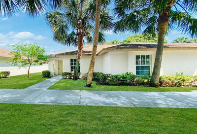 9240 Roan Lane West Palm Beach FL 33403