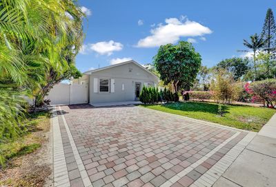 727 SE 2nd Avenue Delray Beach FL 33483