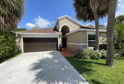 18827 La Costa Lane Boca Raton FL 33496