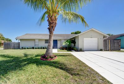 1068 Concert Way Royal Palm Beach FL 33411