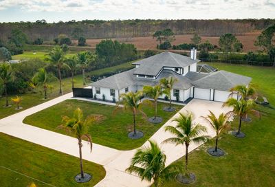 8718 N 150th N Court Palm Beach Gardens FL 33410