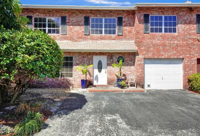 4131 NW 8th Terrace Deerfield Beach FL 33064