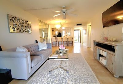15 Royal Palm Way Boca Raton FL 33432