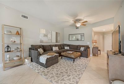 10010 Valiant Ct Miromar Lakes FL 33913