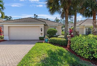 9527 Hemingway Ln Fort Myers FL 33913