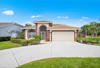 25600 Inlet Way Ct Bonita Springs FL 34135