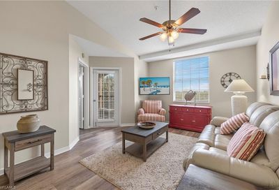 8635 River Homes Ln Bonita Springs FL 34135