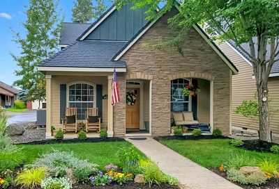 912 E Timber Pine Drive Sisters OR 97759